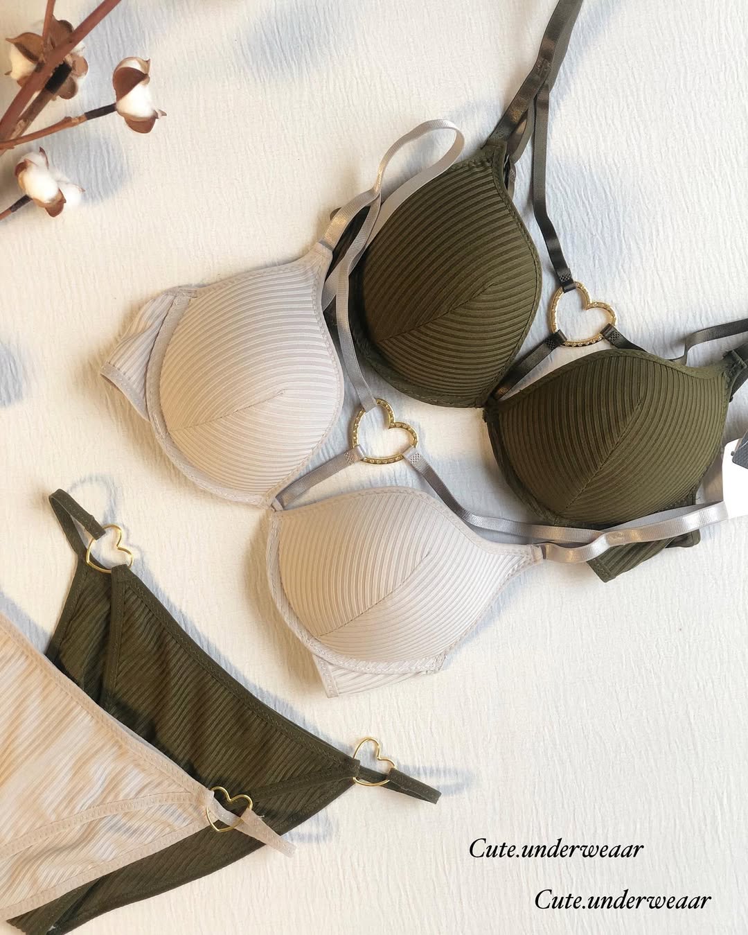 Mid Love Ring Style Paded Push-up Set