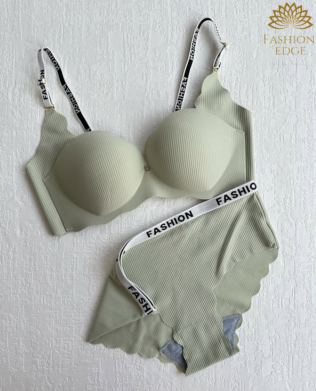 FLARE FASHION LIGHT PUSH UP BRA SET